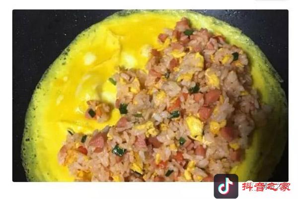 抖音网红蛋包饭做法以及详细步骤