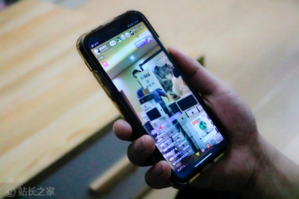 直播、抽奖 (2) (图片版权所属:站长之家) 直播、抽奖 (2)