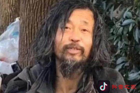 抖音流浪大师沈巍真实身份曝光，真没那么玄乎！