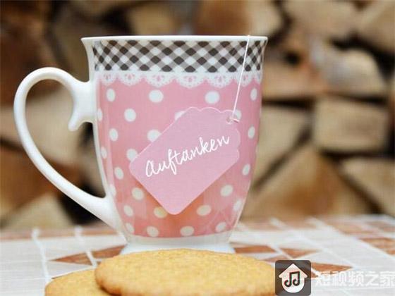 2019抖音最火最热门的搞笑说说句子大全