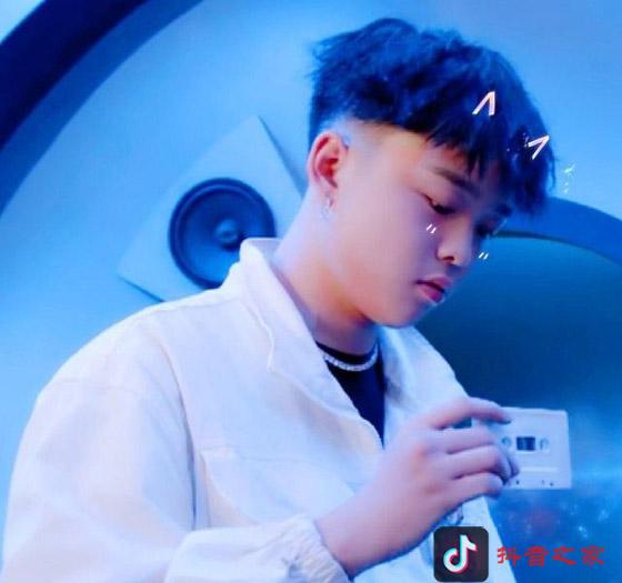 最火的抖音神曲大盘点，哪些是你的最爱呢？