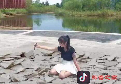 抖音里的“网红坐”，你男友受的了吗？