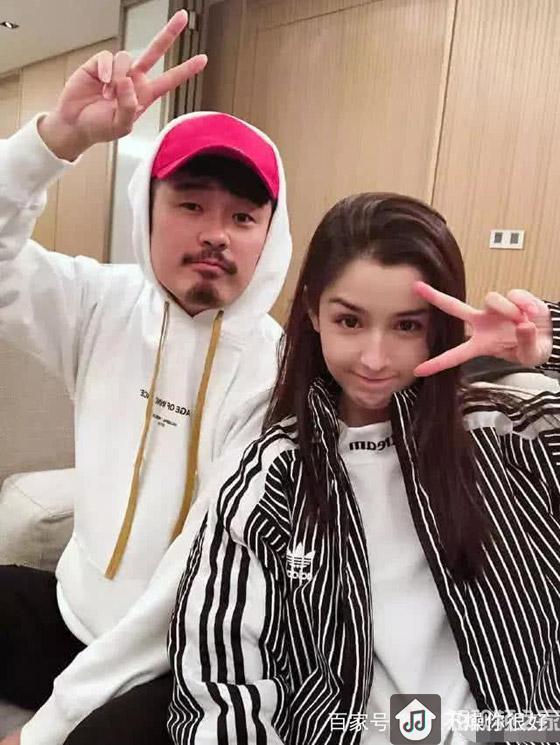 张子萱抖音泄露一秘密，网友: 这狗粮吃的猝不及防！