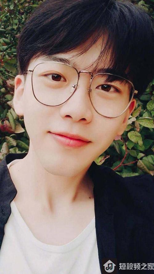 2019抖音网红排名，第一赚的比艺人还要多！